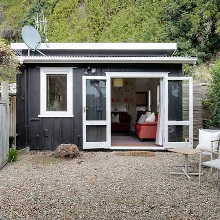 Tiny Home Big Vibes In Central 네이피어 외부 사진